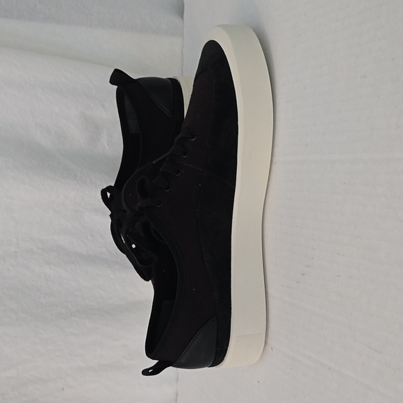 Vince GRADY  LOW TOP  black and white sneakers sz US 8 EI 38 - Picture 8 of 11